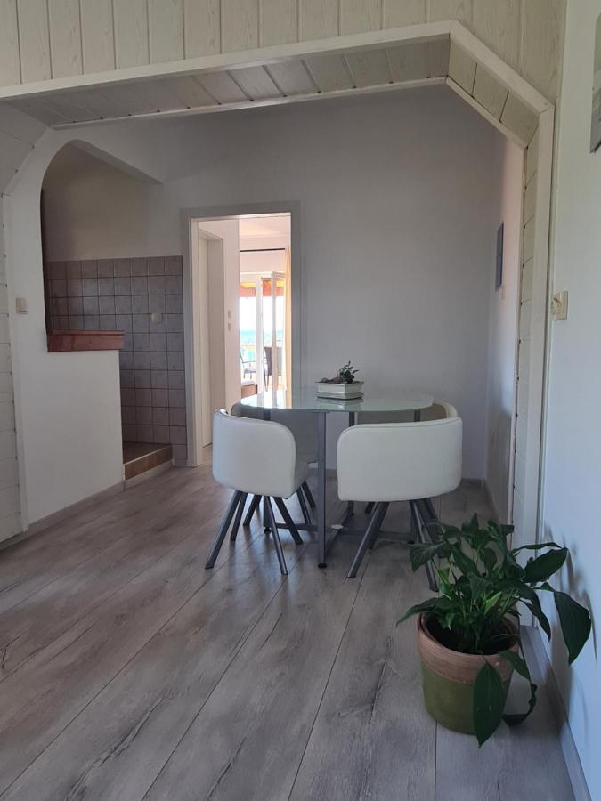 Apartman Karmen Barbat na Rabu エクステリア 写真