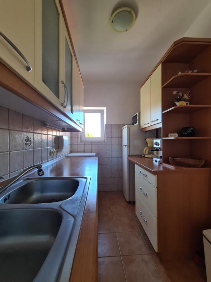 Apartman Karmen Barbat na Rabu エクステリア 写真